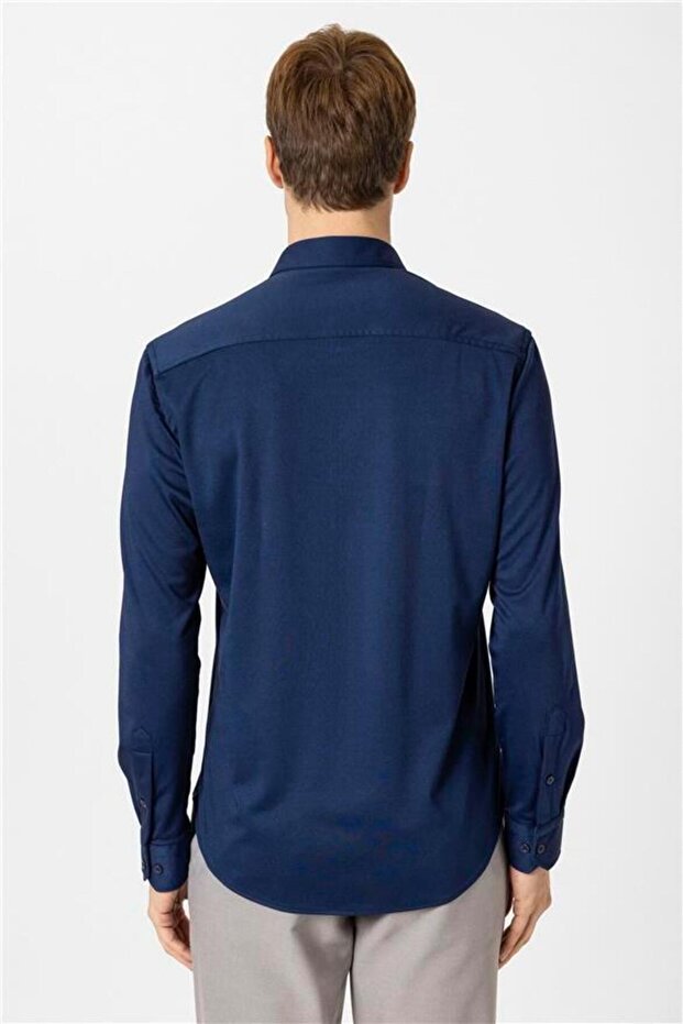 Manşetli Slim Armürlü Gömlek - 4