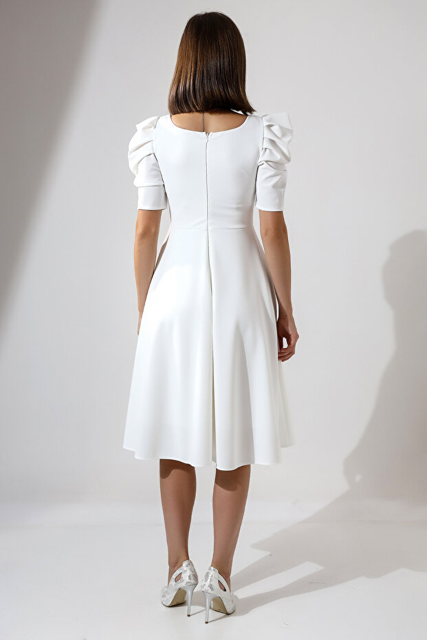 Rochie midi cu umeri înalți - 6