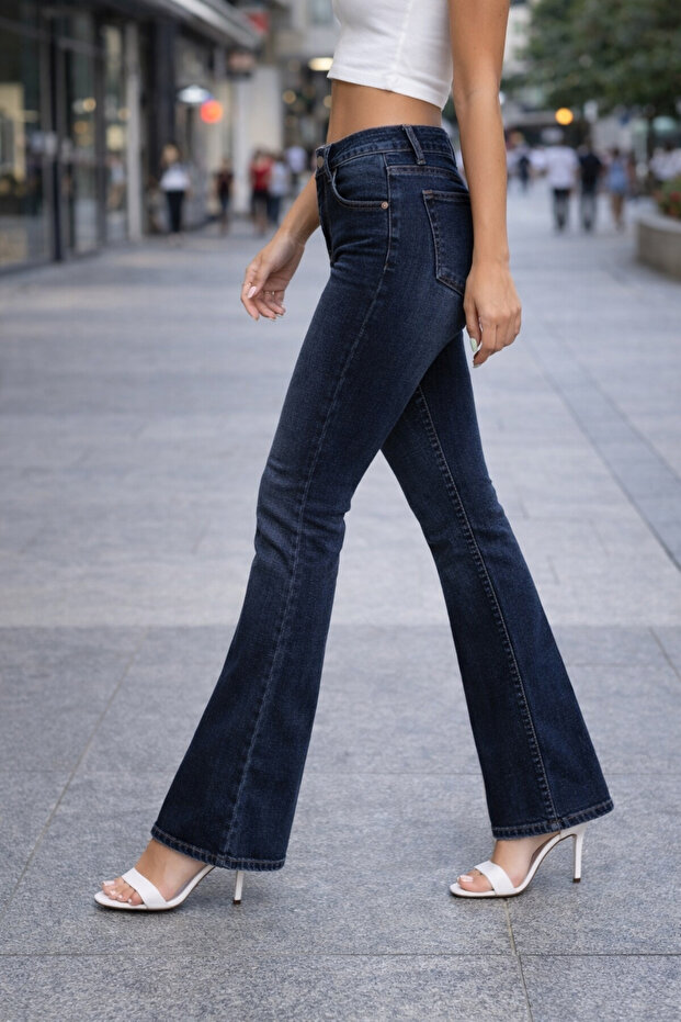 Kiváló minőségű női 5 zsebes, alacsony derékú, kiszélesedő lábszár Skinnyfit rugalmas Jean nadrág C619-sötétkék - 4