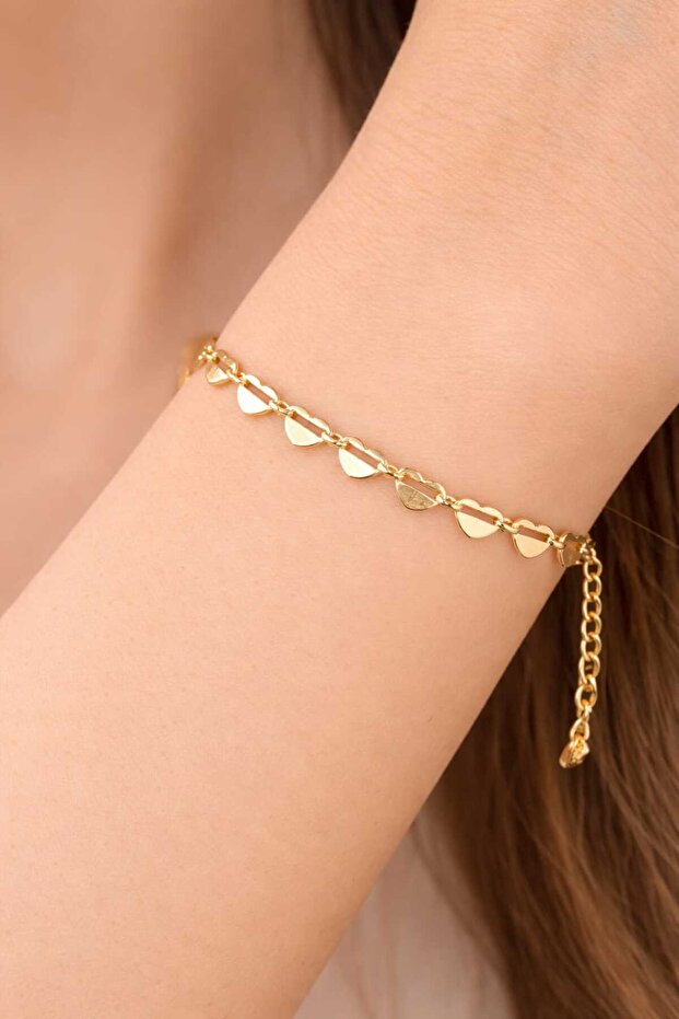 Women's Gold Color Heart Patterned Bracelet