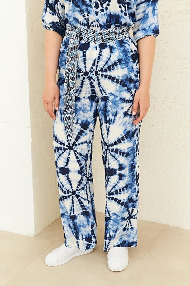 بنطلون منسوج من الفيسكوز منقوش - 2