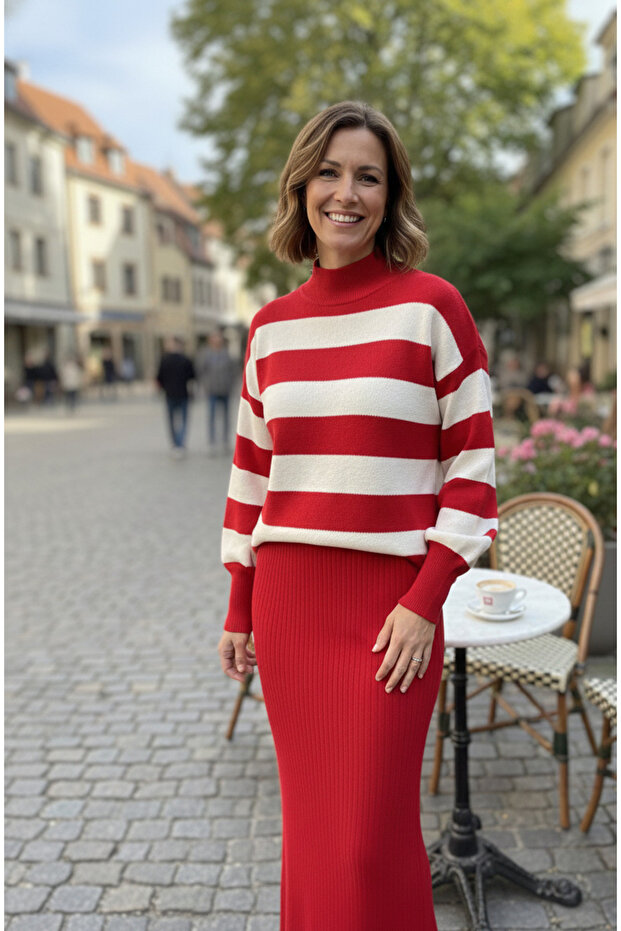 Women's Sweater Dress with Transverse Stripes Pattern