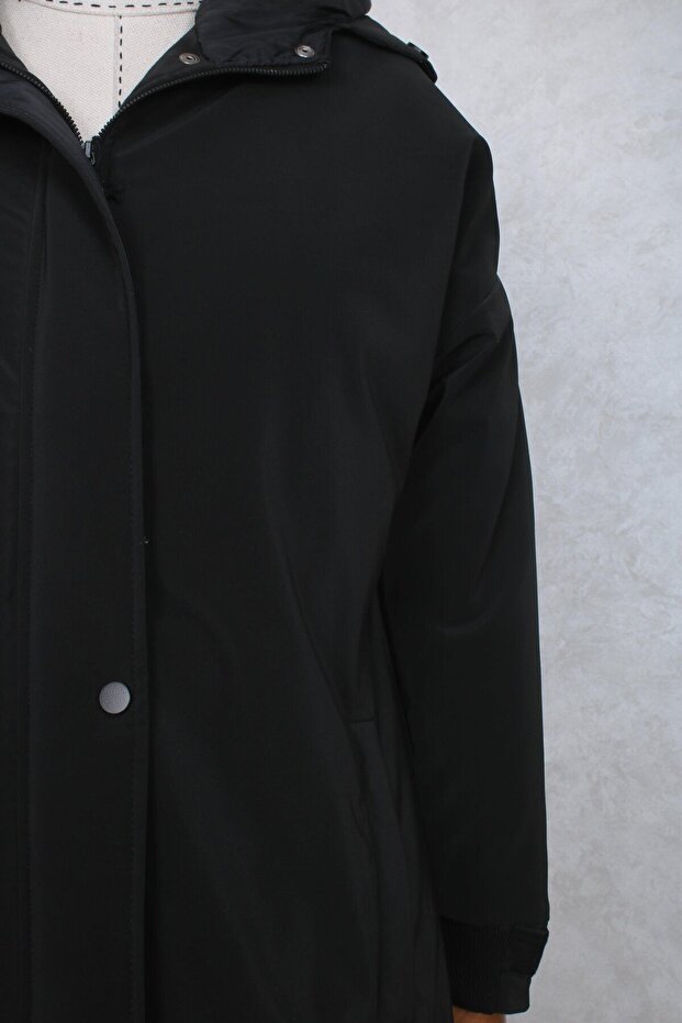 Dik Yaka Kapüşonlu Mont - 4