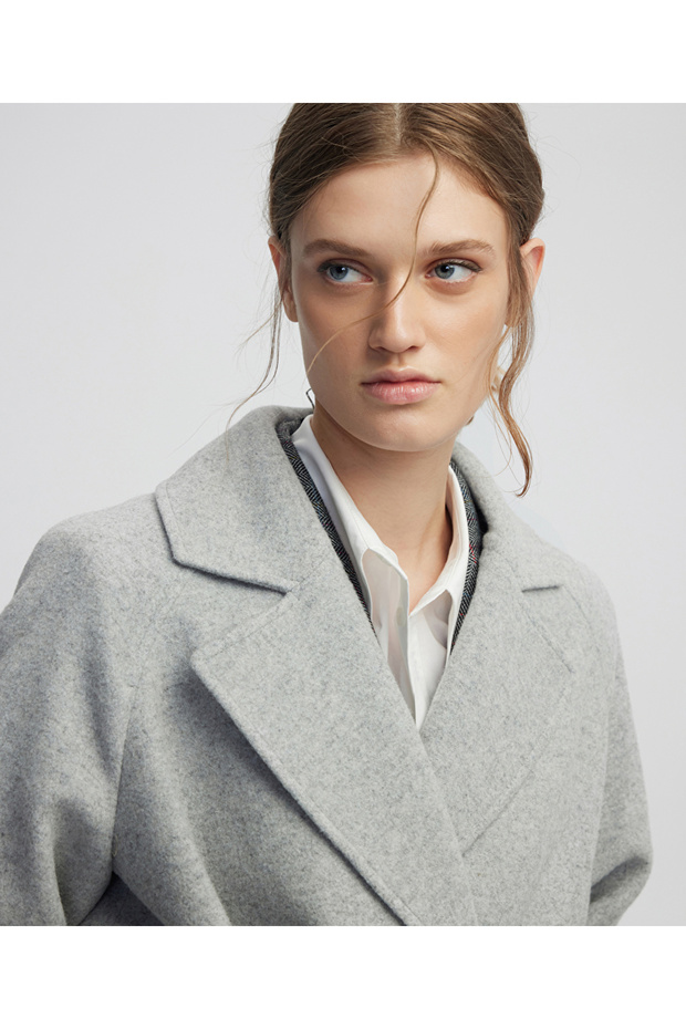 معطف بأزرار على الجهتين مصنوع من الصوف - 2