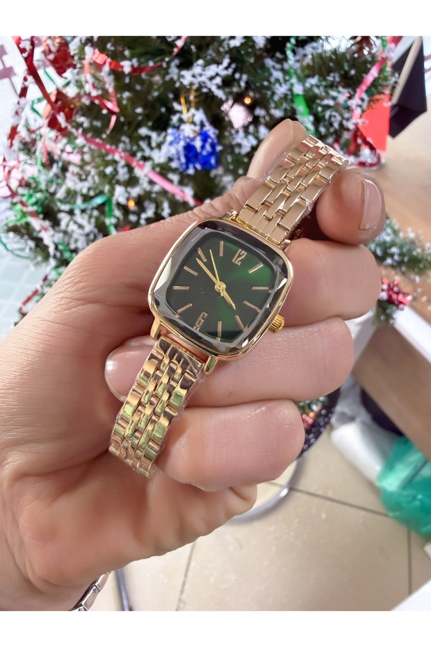 Retro Design Minimal Vintage Women Wrist Watch