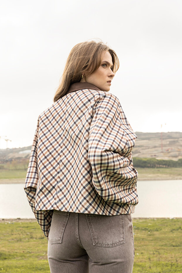 سترة من جلد الغزال بنمط منقوش O قصة فضفاضة - 6