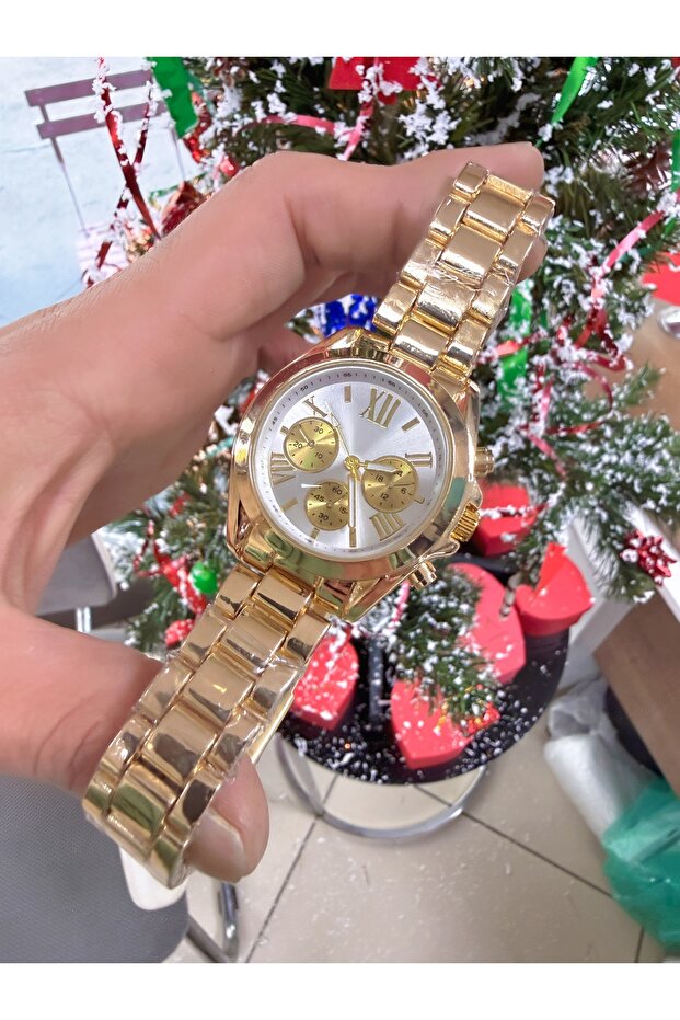 Women's Wristwatch with Roman Numerals and New Colors