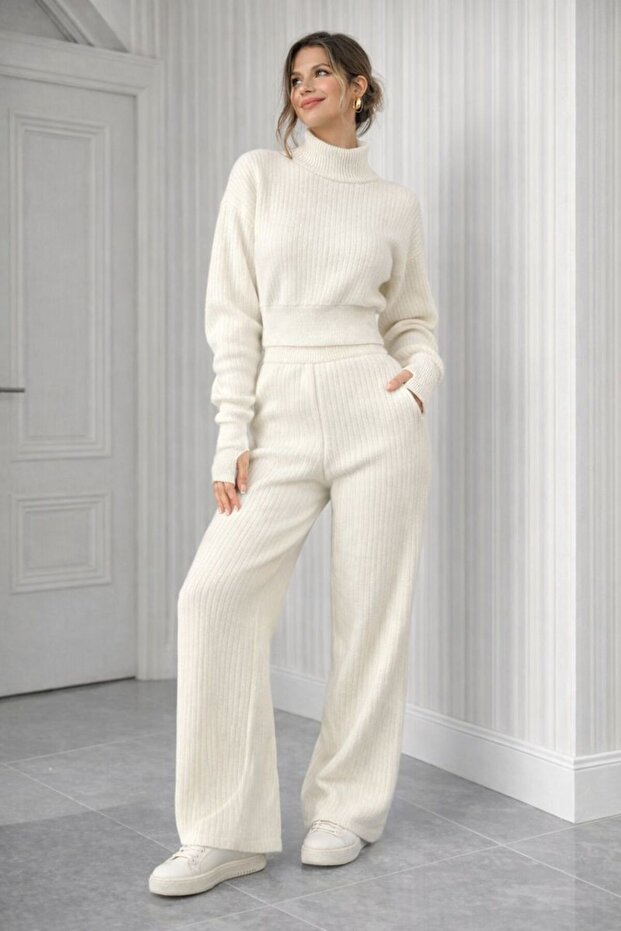 Women's Crop High Waist Finger Detail Suit