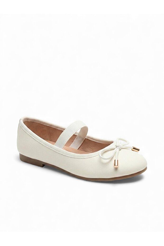 Junior Girls’ Closed Flat Shoes – Comfortable, Lightweight & Everyday Wear