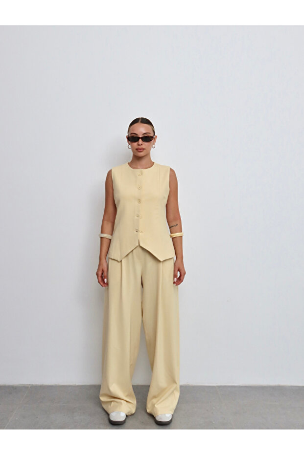 سترة بأزرار - 1