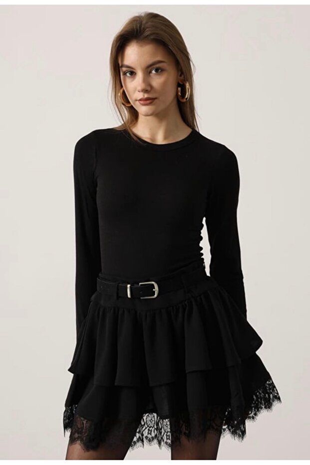 Dantelli siyah etek - 2