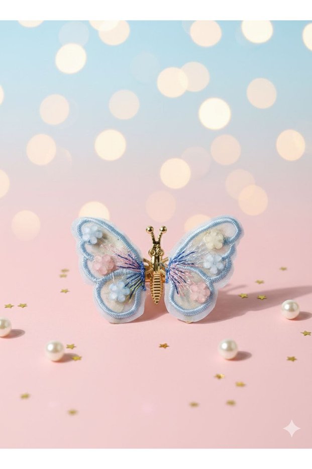 Elegant Floral Hair Clip with Moving Butterfly Detail