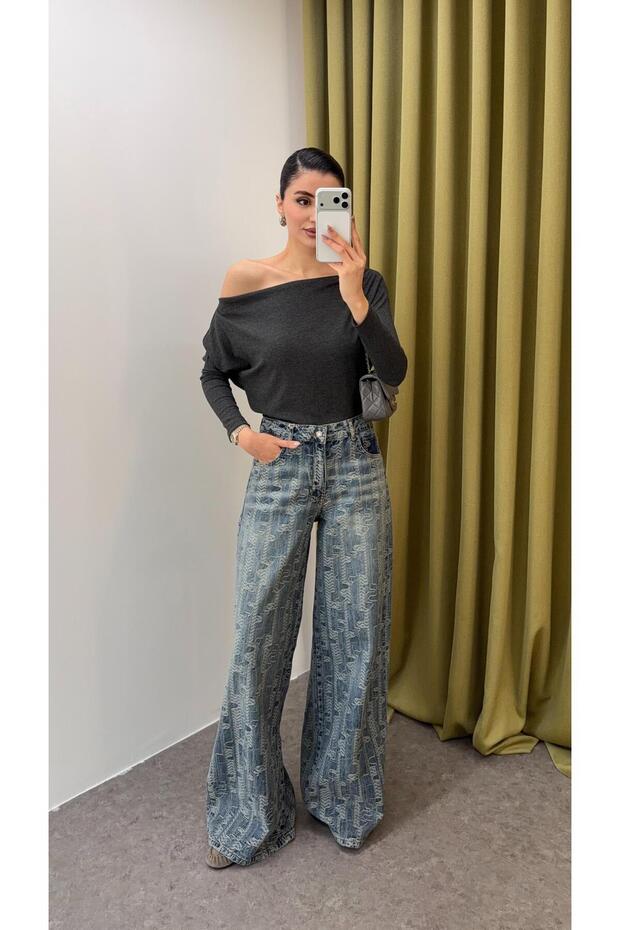 Embroidered Jean