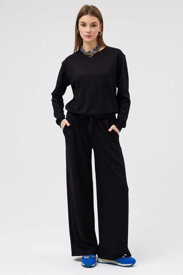 Women's Elastic Waist O Fabric Black Sweatpants