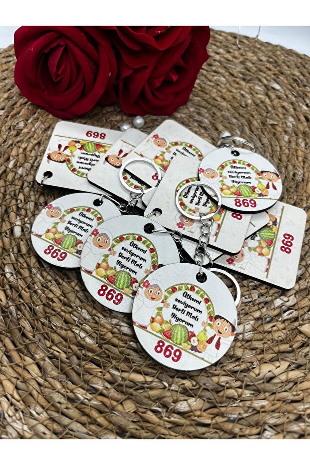 (10 Pieces) Local Goods Week Keychain School Classroom Gift