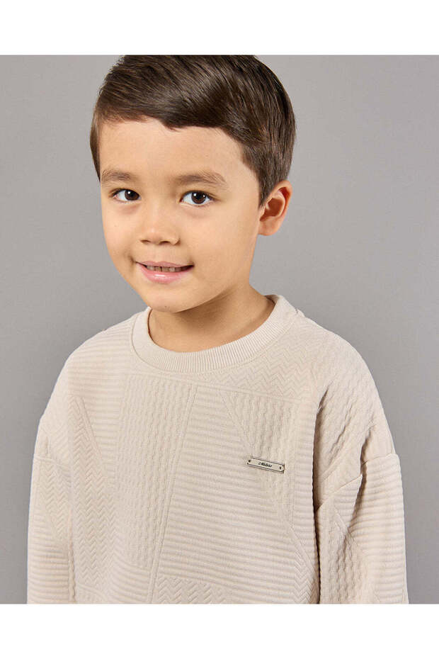 سويت شيرت بيج جاكار للأولاد - 4