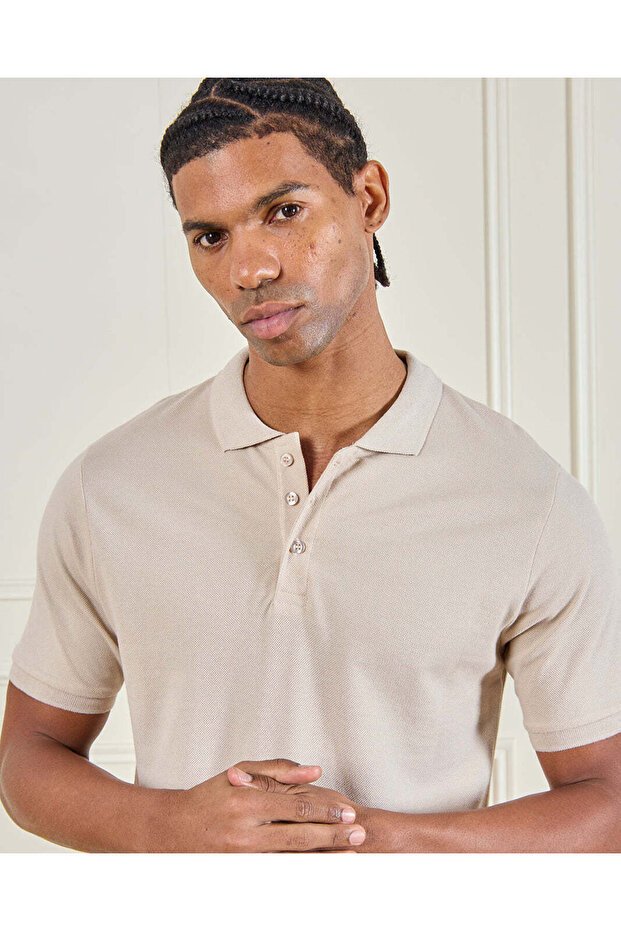 Men Beige Basic Polo Shirt - 4