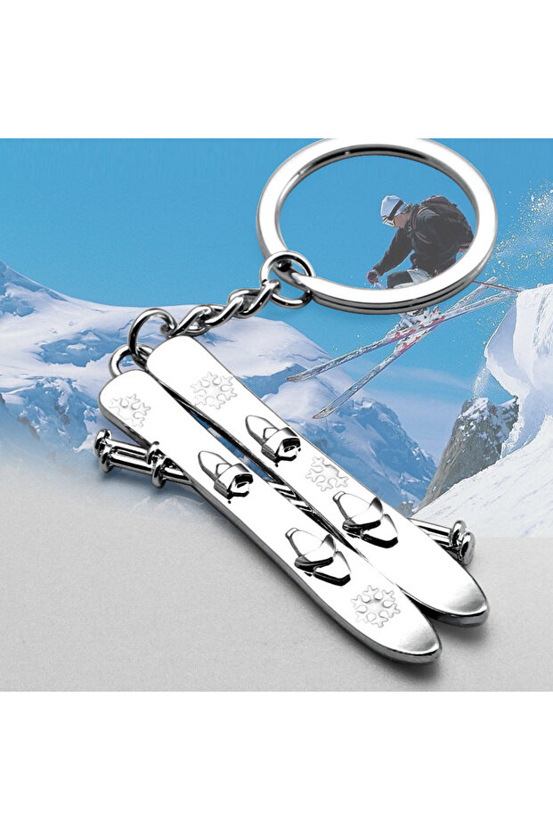 1 PCS AYS03-2s Mini Snowflake Snowboard Key chain Pendant Ski Games Sled Board New Fashion KeyChains