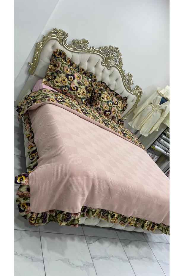 Leopard Printed Skirted Flawless Fitted Sheet and Duvet Cover Set