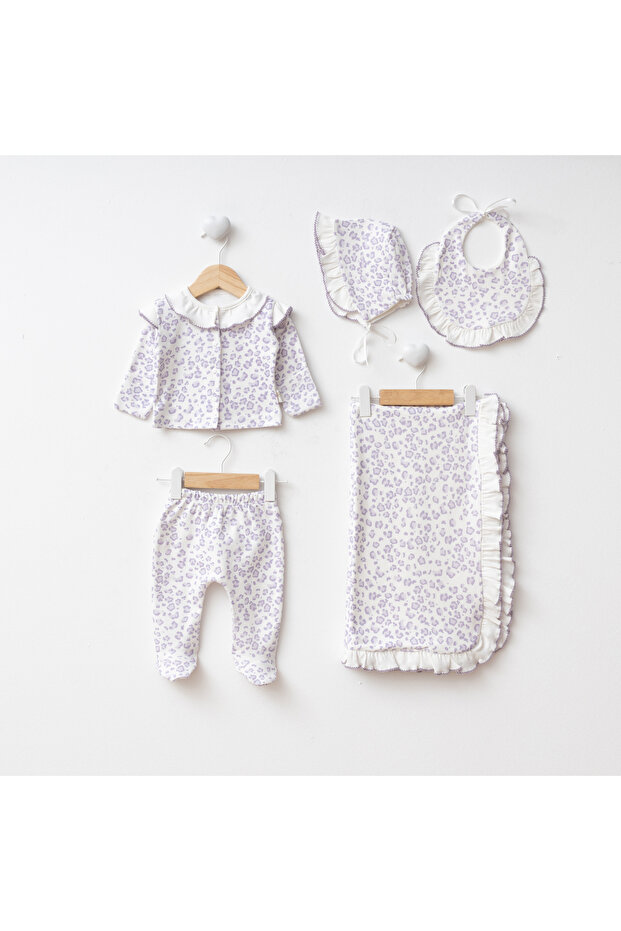 Leopard Patterned Ruffled 5-Piece Newborn Hospital Discharge Set with Gloves