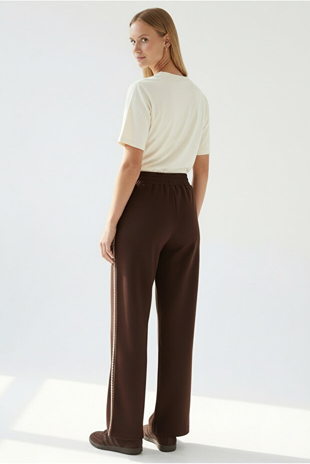 Yanları Şeritli Bağcıklı Regular Örme Pantolon - 3