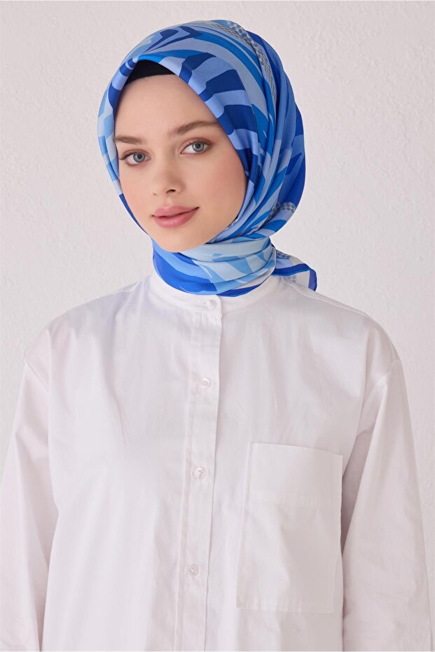 وشاح حريري بنمط هندسي 4047D (تويل)-83