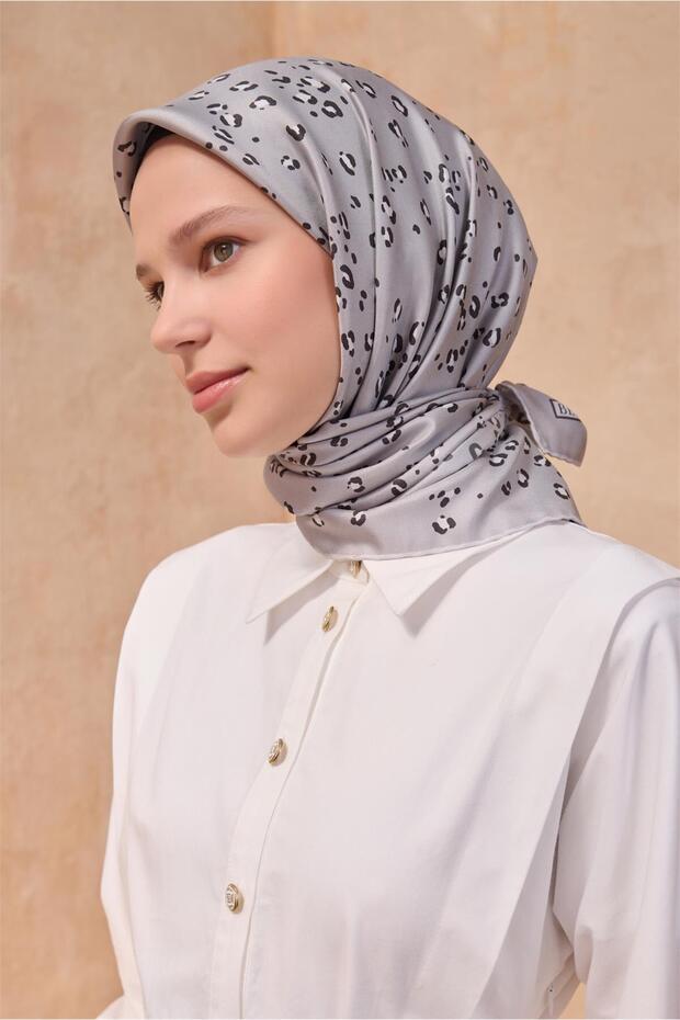 وشاح حريري بنقشة الفهد 4126D تويل - 2