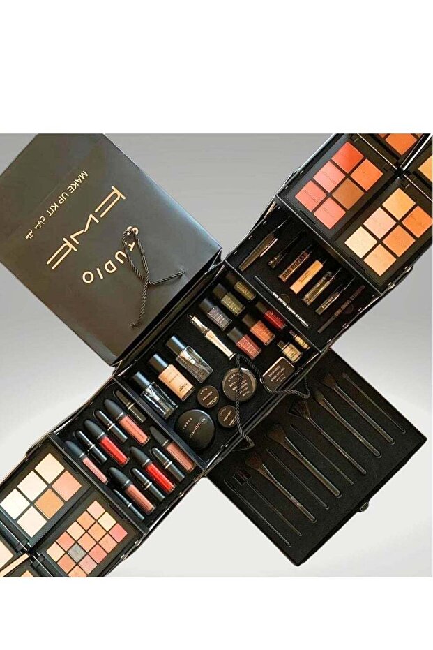 مجموعة مكياج - 1