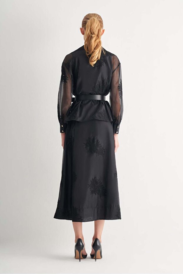 İşlemeli Kemerli Bluz - 6