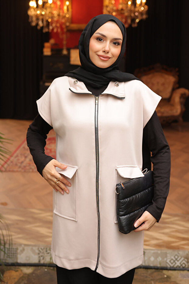 Beige Scuba Vest with Elastic Cuffs and Waist Stopper Pockets