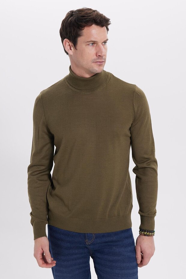 Men's Slim Fit Full Turtleneck Plain Wool Khaki Knitwear Sweater