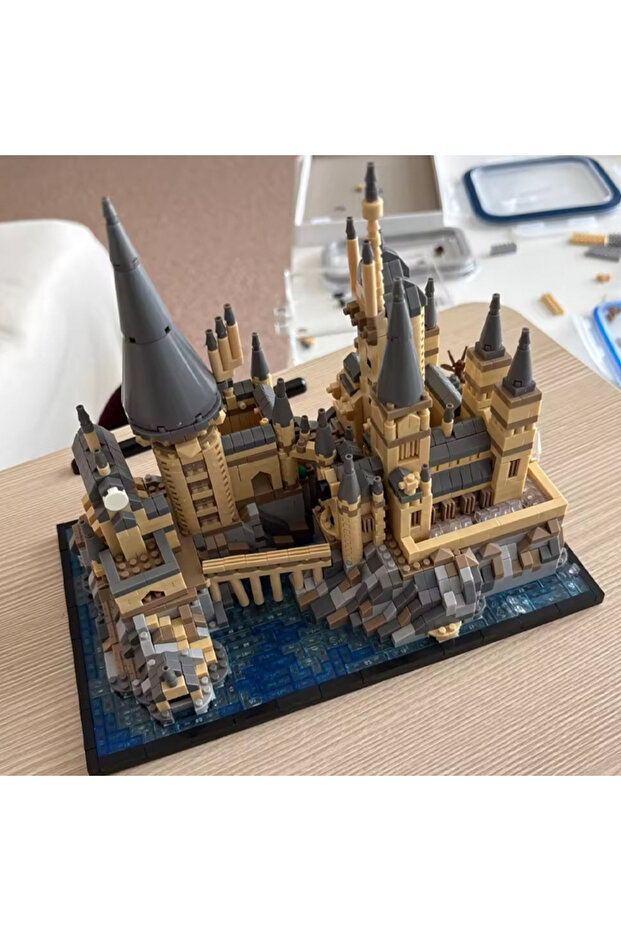 مجموعة مكعبات بناء Wizardry Castle بحجم صغير، أكثر من 2700 قطعة، بدون علبة، نموذج قوطي للتركيب