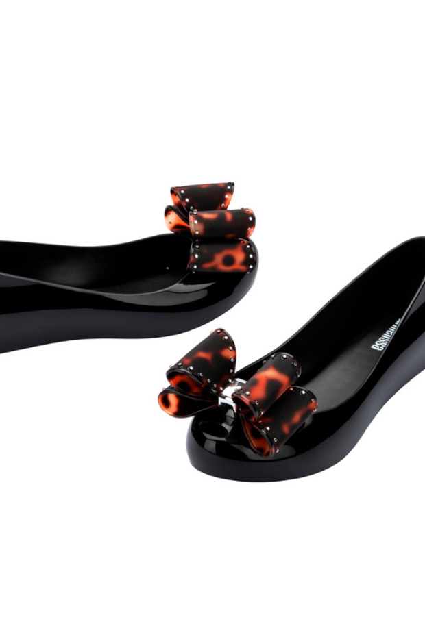 ULTRAGIRL CLASSIC BOW AD - 2