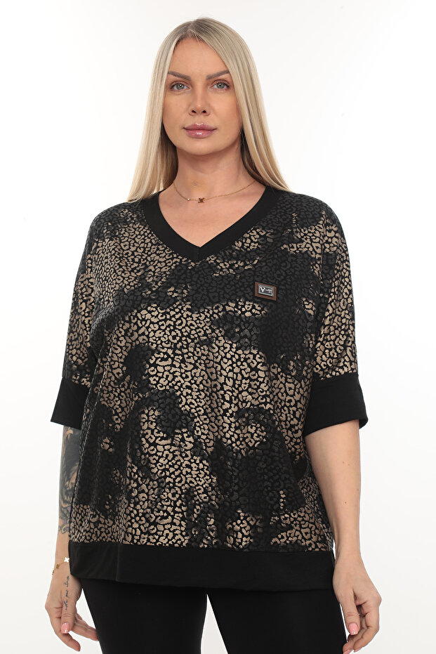 مقاس كبير بطبعة جلد الفهد وفتحة رقبة على شكل حرف V - 1