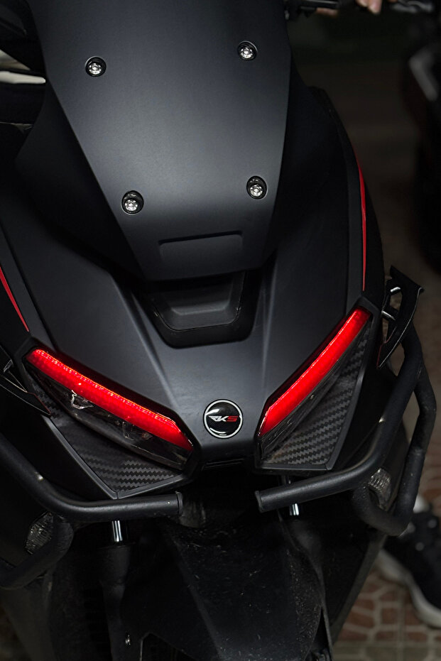 Red Daytime Led Headlight Design Sticker for Rks Lince 125 Scooter