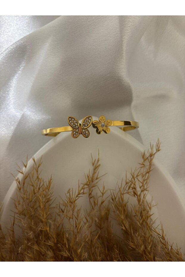 Pearlescent & Zircon Stone Detailed Steel Handcuff Bracelet