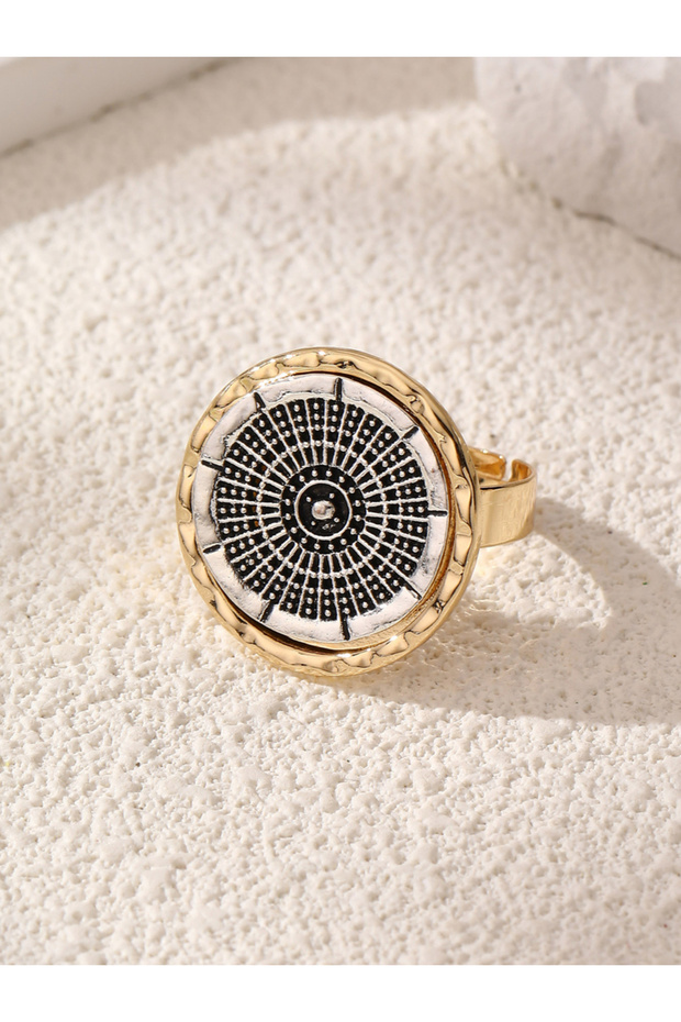 Round Ring with Geometric Mandala Design