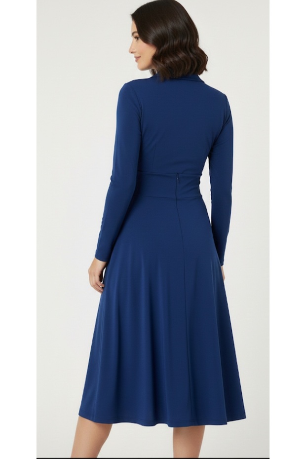 RETRO SEVERLERE MODERN DURUŞ ELBİSE - 4