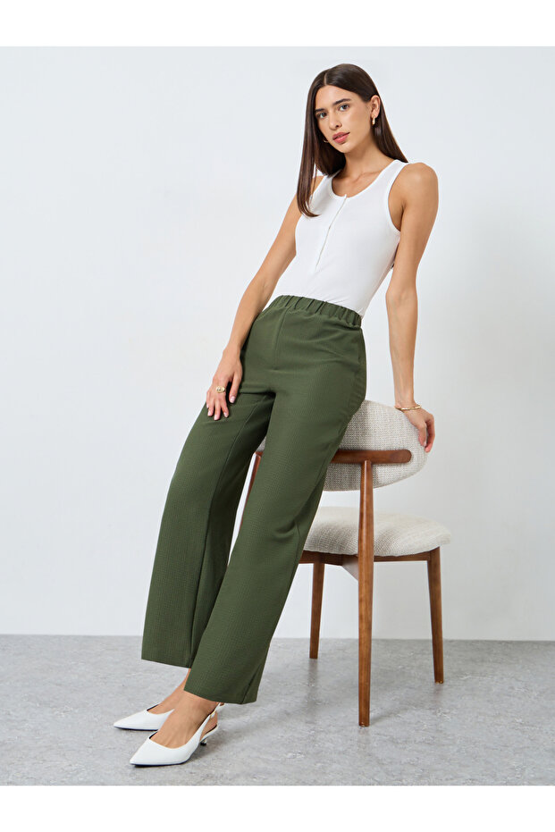 Solid Textured Elastic Waist Straight Leg Pants