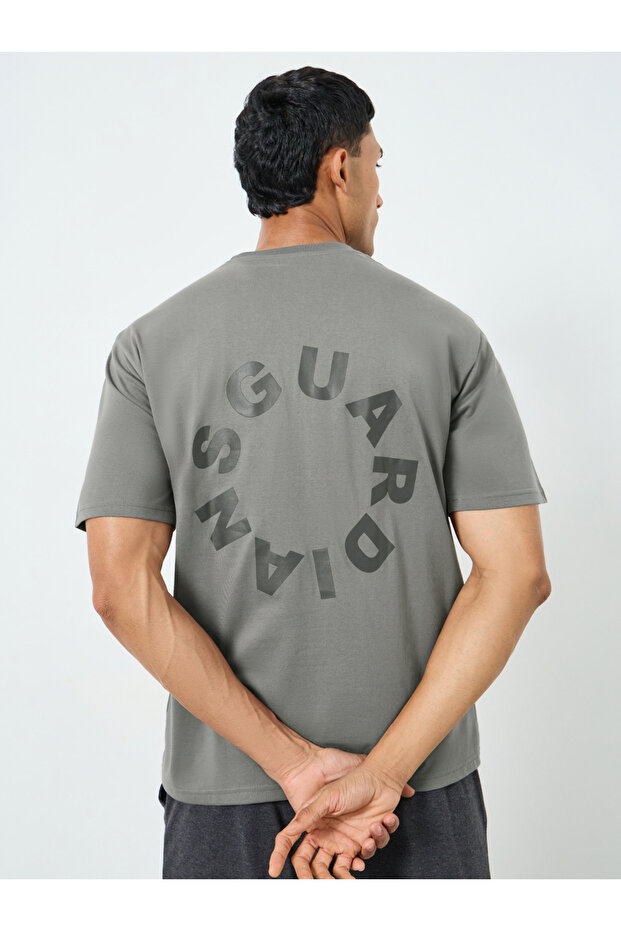Men Grey Oversized Slogan Print T-Shirt