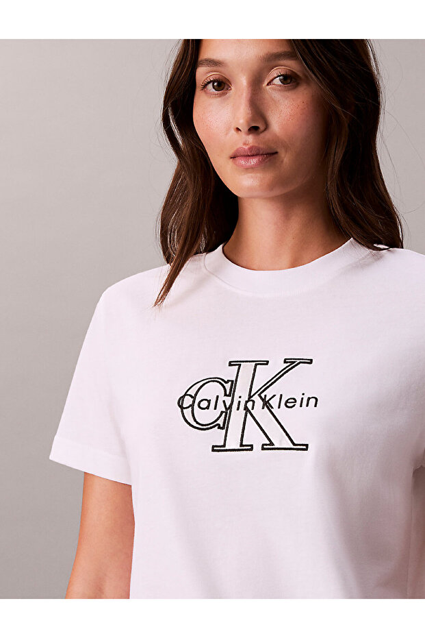 Női normál szabású, kerek nyakú, logóval hímzett, rövid ujjú fehér póló LV047E819G-YAA - 2