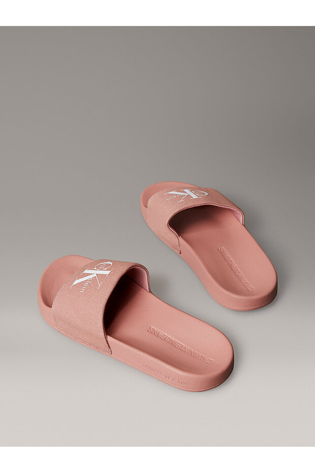 Kanvas Monogram Detaylı Kadın Terlik - 3