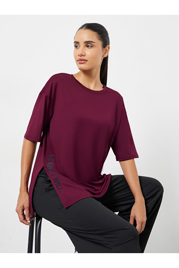 Slogan Side Slit Detail Loose Yoga Fit Top