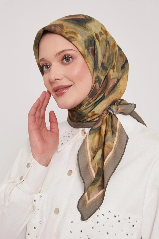 وشاح أوسكار - بوهيم كاكي