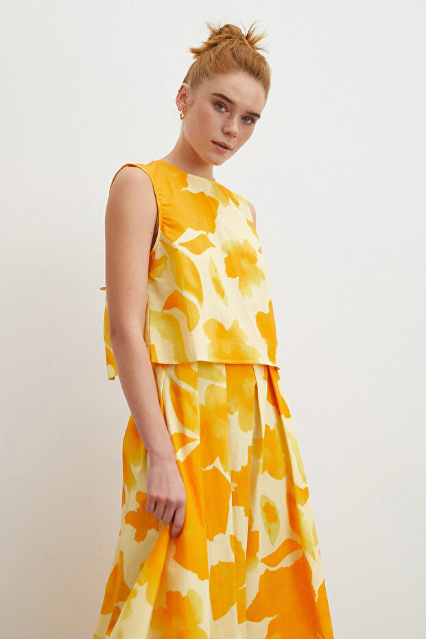 Batik Pattern Zero Sleeve Blouse Yellow - 2