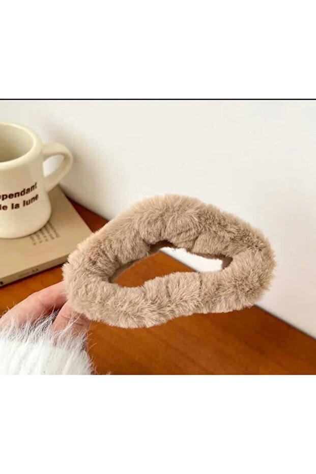 مشبك شعر من القطيفة - 3