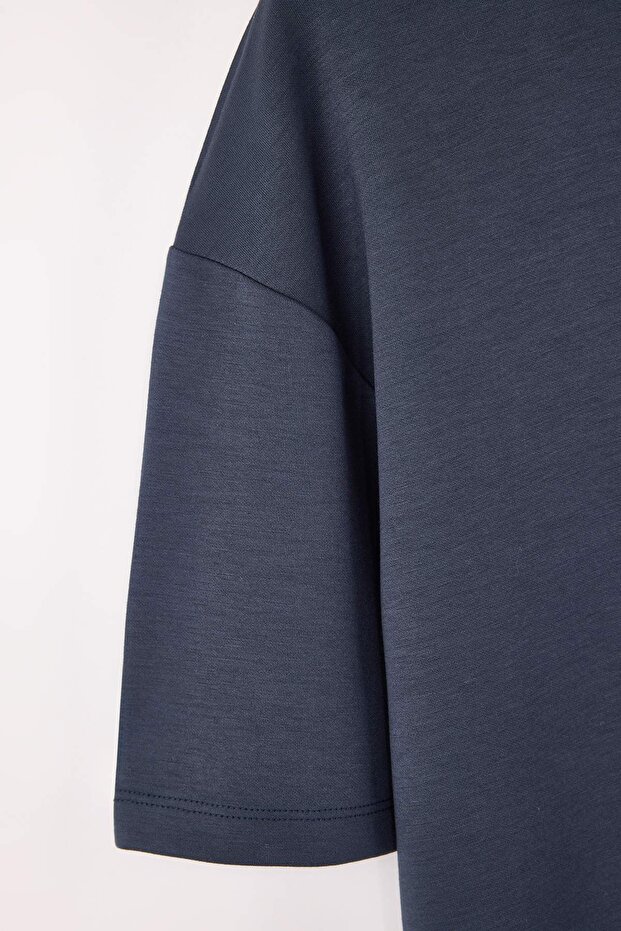 Indigo Oversize/Geniş Kesim Yumuşak Dokulu Basic T-Shirt TMNSS26TS00003 - 5