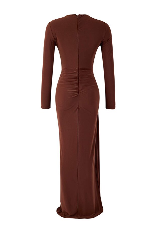 Kahverengi Yaka Cut Out Detaylı Maxi Abiye & Mezuniyet Elbisesi TPRSS26AE00002 - 10