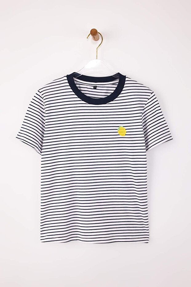 Lacivert Çizgili Regular/Normal Kalıp Nakışlı Tok %100 Pamuk Örme T-Shirt TWOSS26TS00017 - 5