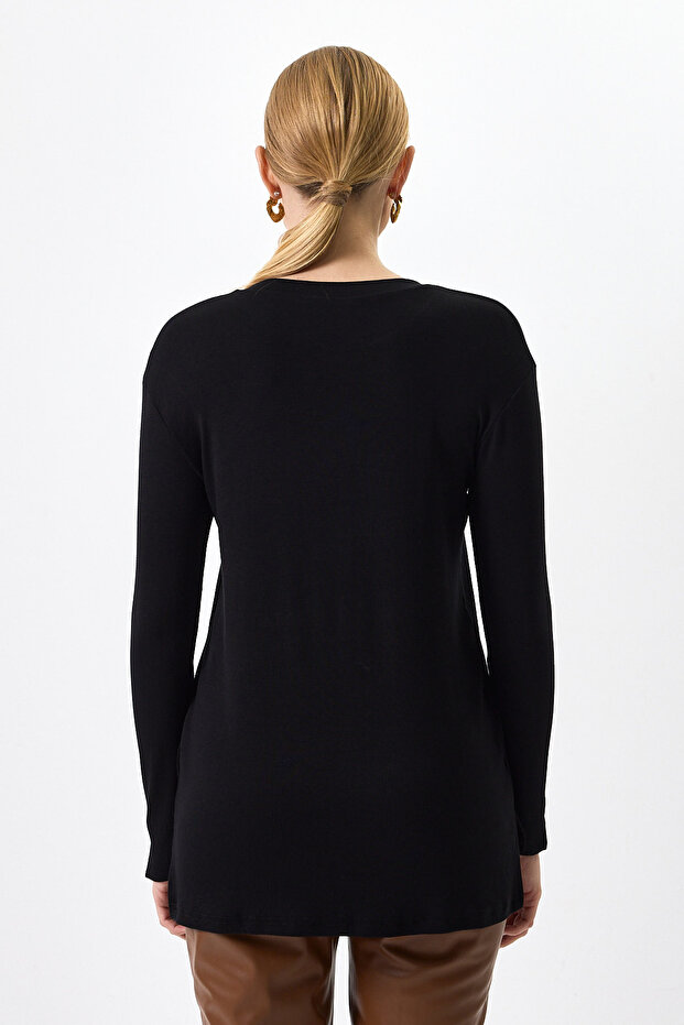 تيشيرت أسود برقبة دائرية شق تونيك 8229A - 5